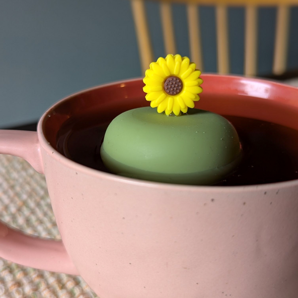 Sunflower | Floating Tea Infuser | Green Base | Yellow