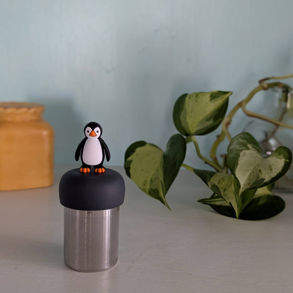 Penguin | Floating Tea Infuser | Black Base | Black & White