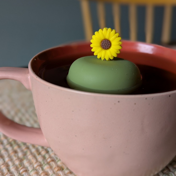 Sunflower | Floating Tea Infuser | Green Base | Yellow